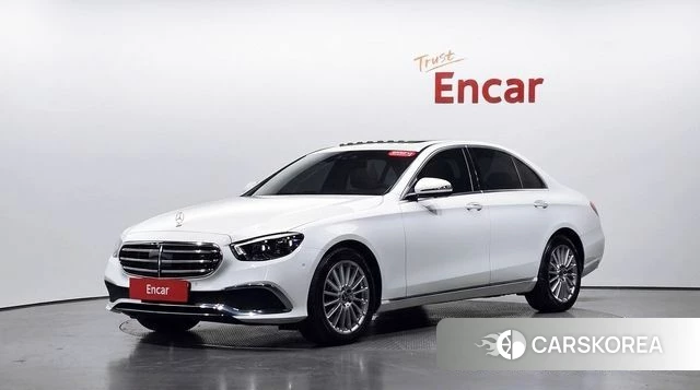 Mercedes-Benz E-Class W213 2022 Белый из Кореи