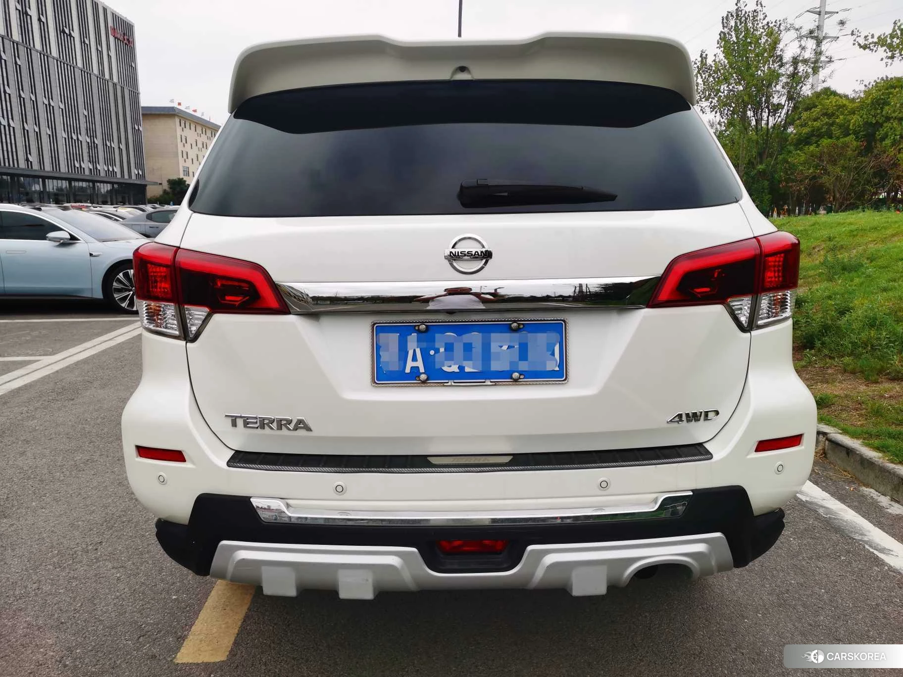 Nissan Terra 2019 Белый из Китая