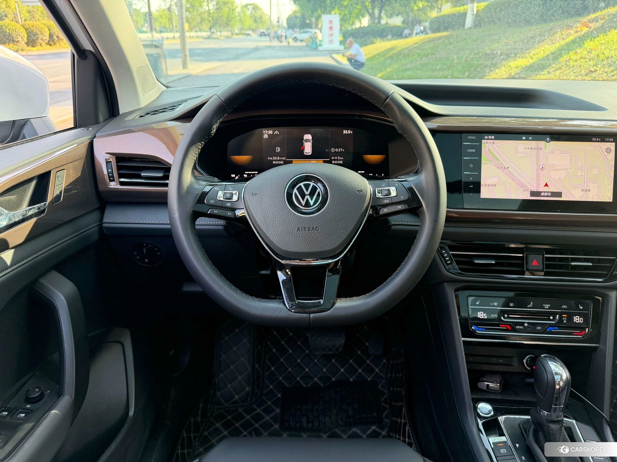 Volkswagen Tharu 2022 Белый из Китая