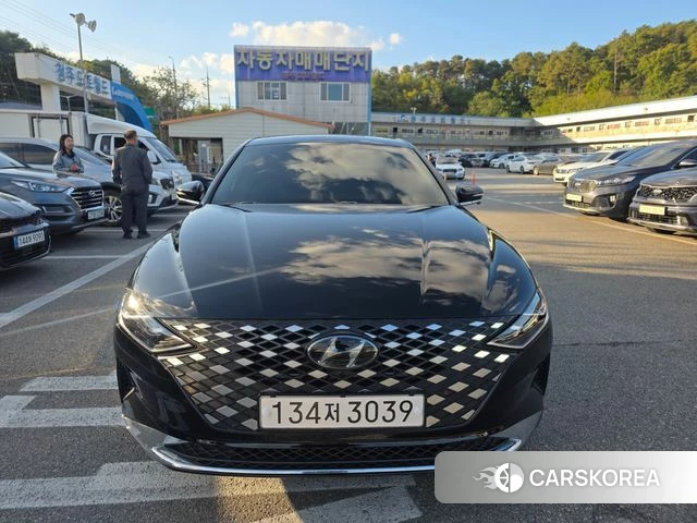 Hyundai The New Grandeur IG Hybrid 2022 Черный из Кореи