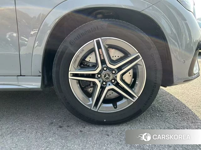 Mercedes-Benz GLE 2024 Серебристо-серый из Китая