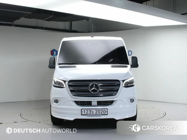Mercedes-Benz Sprinter 2019 Белый из Кореи
