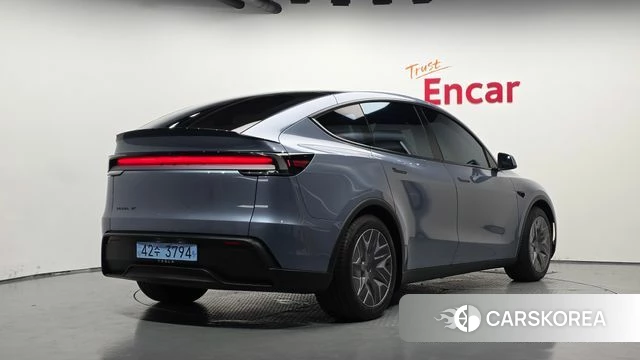 Tesla Model Y 2026 Небесно-голубой из Кореи