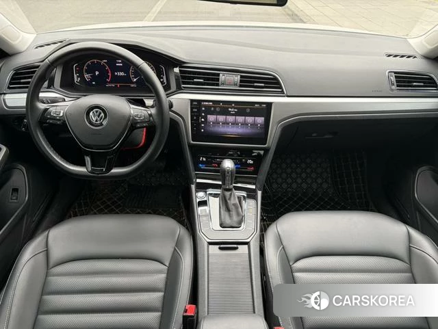 Volkswagen Lamando 2021 Белый из Китая