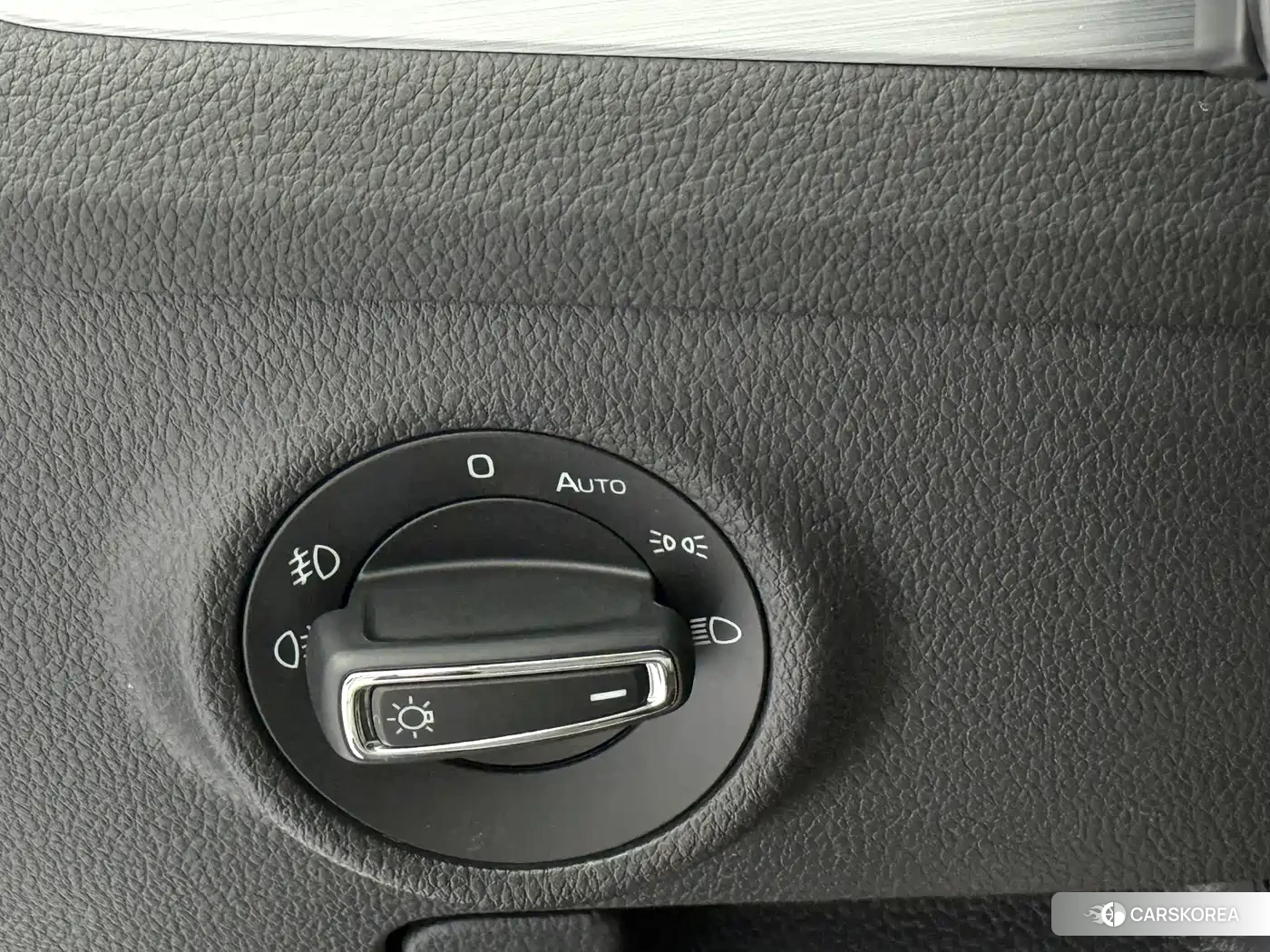Skoda Superb 2023 Белый из Китая