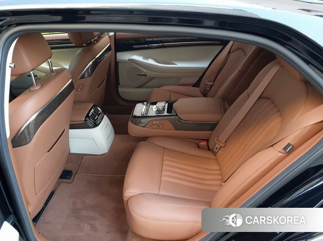 Genesis G90 2019 Черный из Кореи
