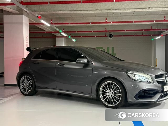 Mercedes-Benz A-Class W176 2018 Серый из Кореи