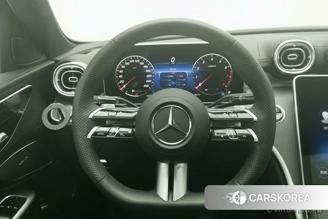 Mercedes-Benz C-class 2023 Белый из Китая
