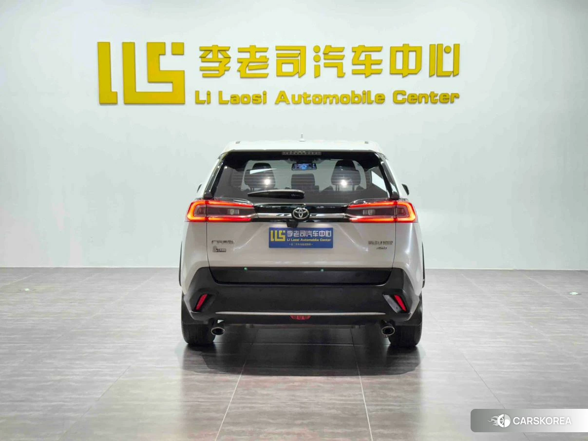 Toyota Wildlander 2022 Белый из Китая