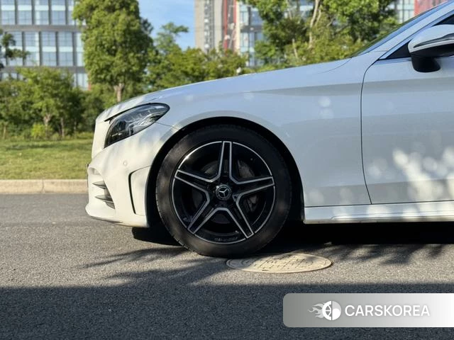 Mercedes-Benz C-class 2021 Белый из Китая