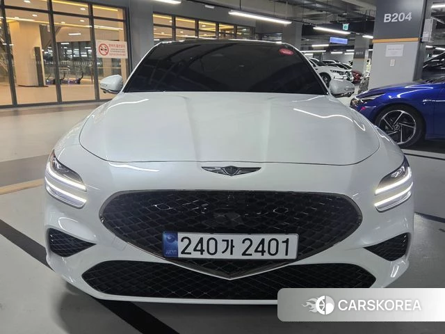 Genesis The New G70 2023 Белый из Кореи