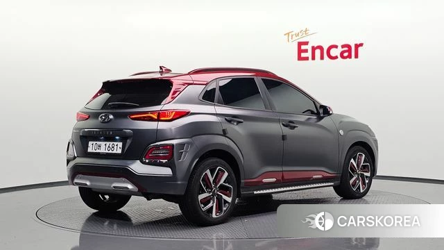 Hyundai Kona 2019 Серебристо-серый из Кореи