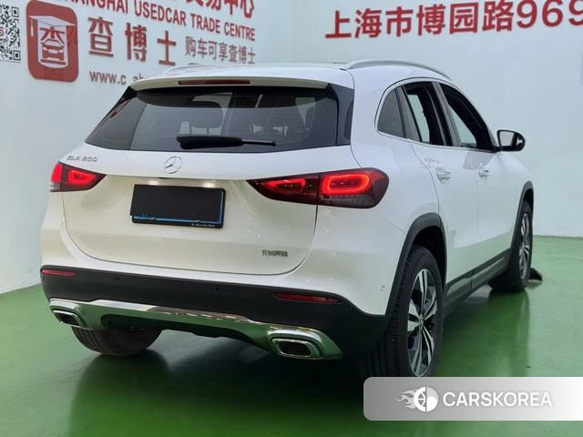 Mercedes-Benz GLA 2022 Белый из Китая