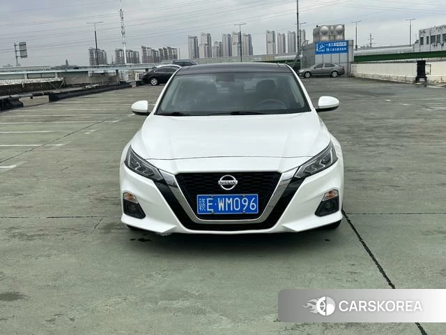 Nissan Altima 2021 Белый из Китая