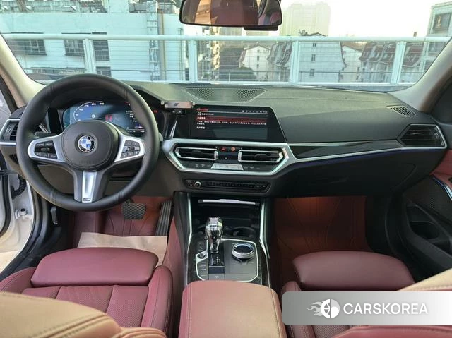 BMW 3 series 2022 Белый из Китая