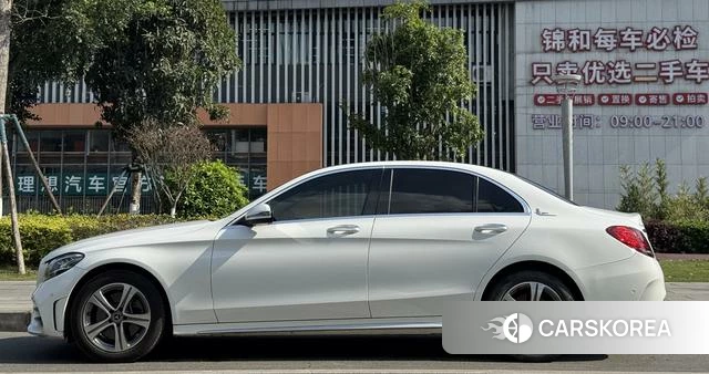 Mercedes-Benz C-class 2021 Белый из Китая