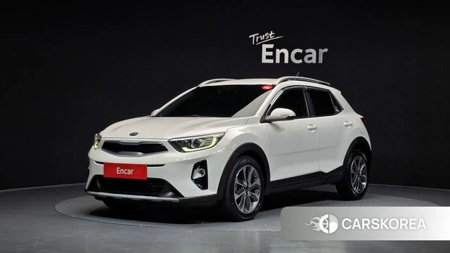 Kia Stonic 2018 Белый из Кореи