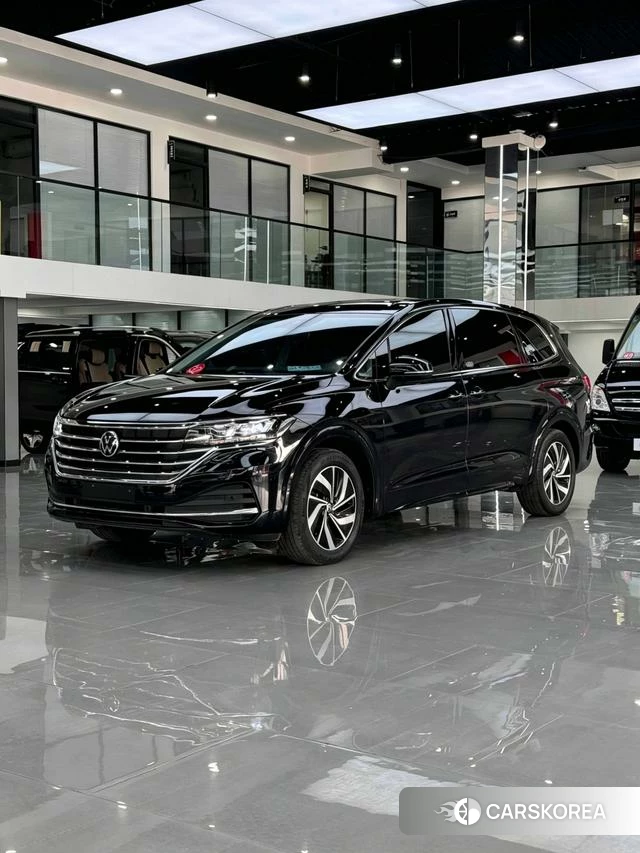 Volkswagen Viloran 2023 Черный из Китая