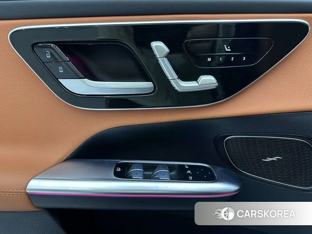 Mercedes-Benz GLC 2024 Черный из Китая
