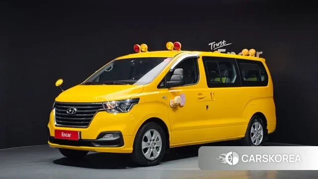 Hyundai The New Grand Starex 2018 Желтый из Кореи