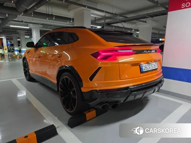 Lamborghini Urus 2022 Оранжевый из Кореи