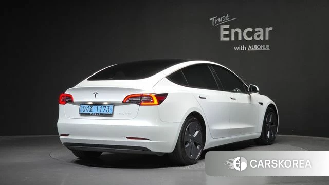 Tesla Model 3 2021 Белый из Кореи