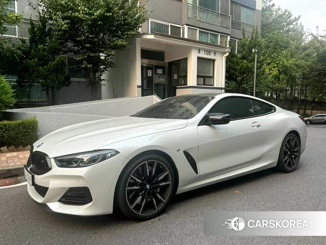BMW 8 Series (G15) 2025 Белый из Кореи
