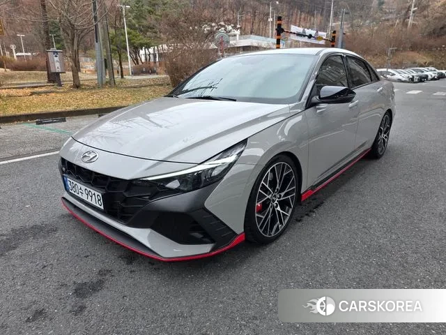 Hyundai Avante (CN7) 2022 Серебристо-серый из Кореи