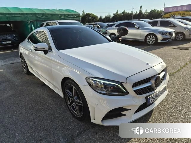 Mercedes-Benz C-Class W205 2021 Белый из Кореи