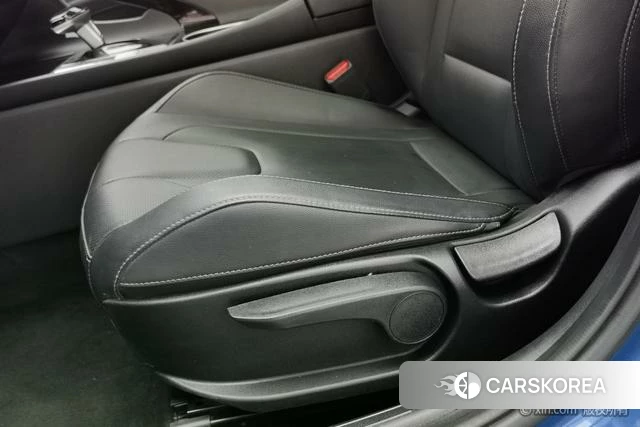 Hyundai Elantra 2023 Синий из Китая