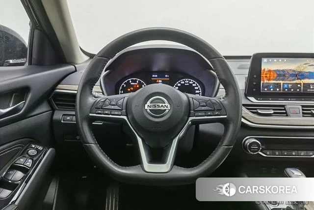 Nissan Altima 2021 Черный из Китая