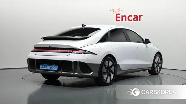 Hyundai Ionic 6 2024 Белый из Кореи