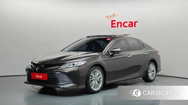 Toyota Camry (XV70) 2019 Коричневый из Кореи