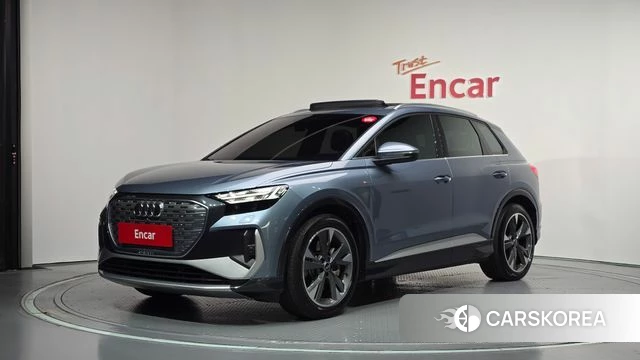 Audi Q4 e-Tron (F4) 2022 Небесно-голубой из Кореи