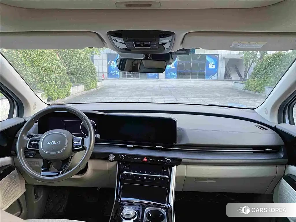 Kia Carnival 2023 Белый из Китая