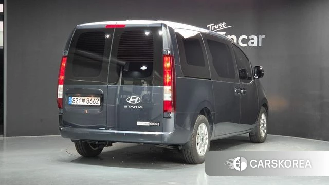 Hyundai Staria 2024 Серый из Кореи