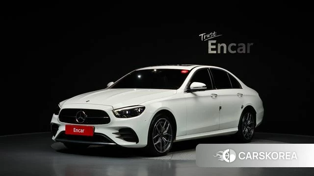 Mercedes-Benz E-Class W213 2022 Белый из Кореи
