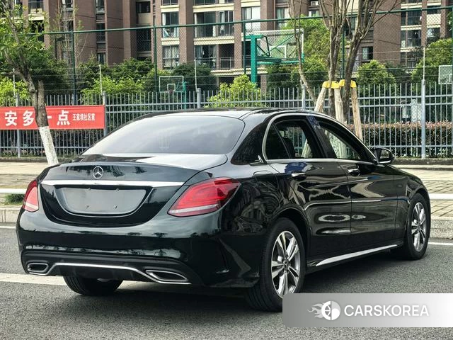 Mercedes-Benz C-class 2021 Зеленый из Китая