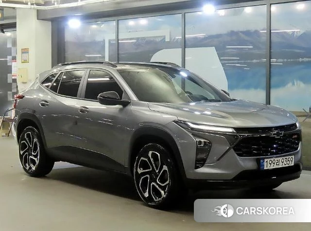 Chevrolet (GM Daewoo) Trax Crossover 2023 Серый из Кореи