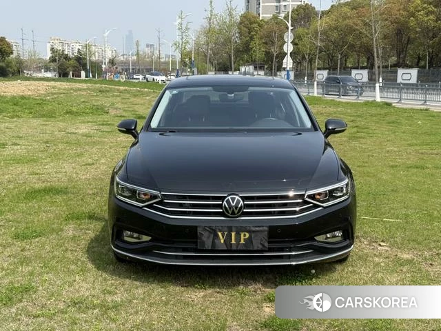 Volkswagen Magotan 2022 Черный из Китая