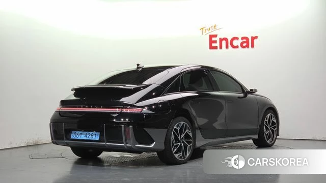 Hyundai Ionic 6 2022 Черный из Кореи
