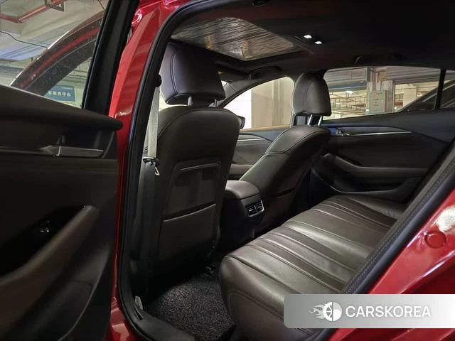 Mazda Atenza 2020 Красный из Китая