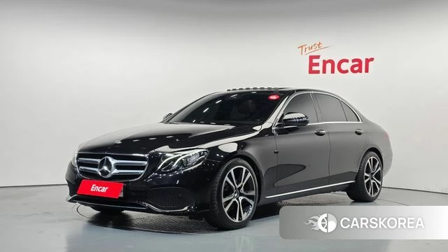 Mercedes-Benz E-Class W213 2018 Черный из Кореи