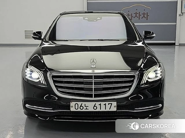 Mercedes-Benz S-Class W222 2019 Черный из Кореи