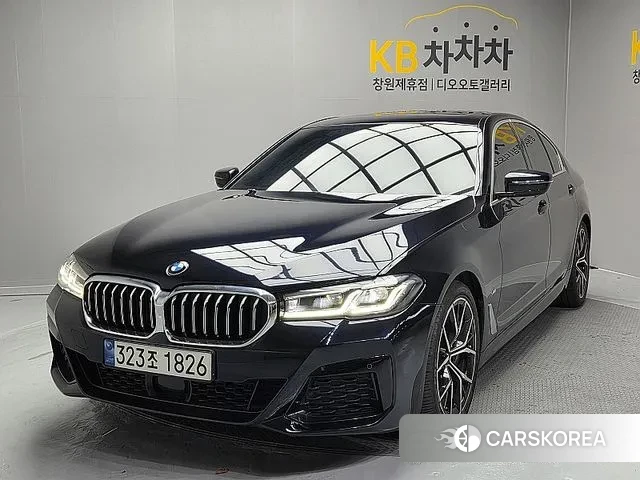 BMW 5 Series (G30) 2020 Черный из Кореи