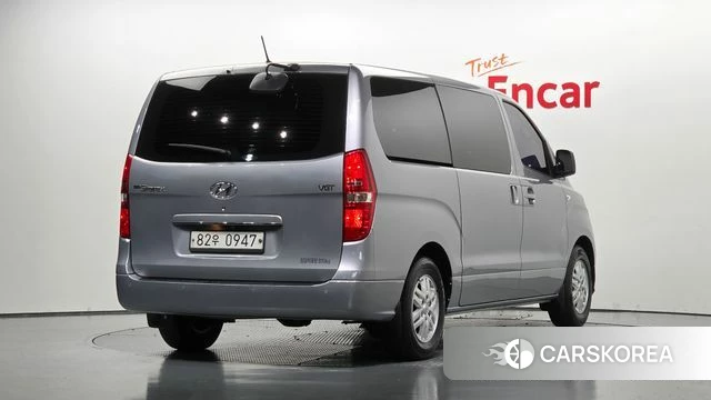 Hyundai The New Grand Starex 2019 Серебряный из Кореи