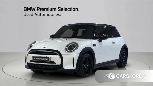 Mini Cooper 2024 Белый из Кореи