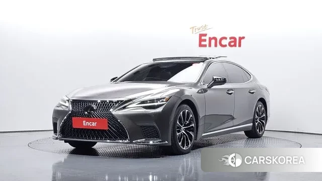 Lexus LS500 5th generation 2021 Черный из Кореи