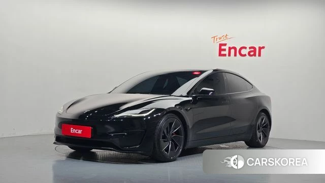 Tesla Model 3 2024 Черный из Кореи