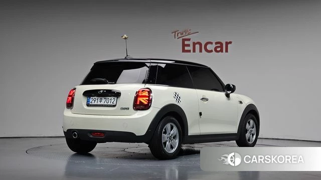 Mini Cooper 2021 Жемчужный цвет из Кореи
